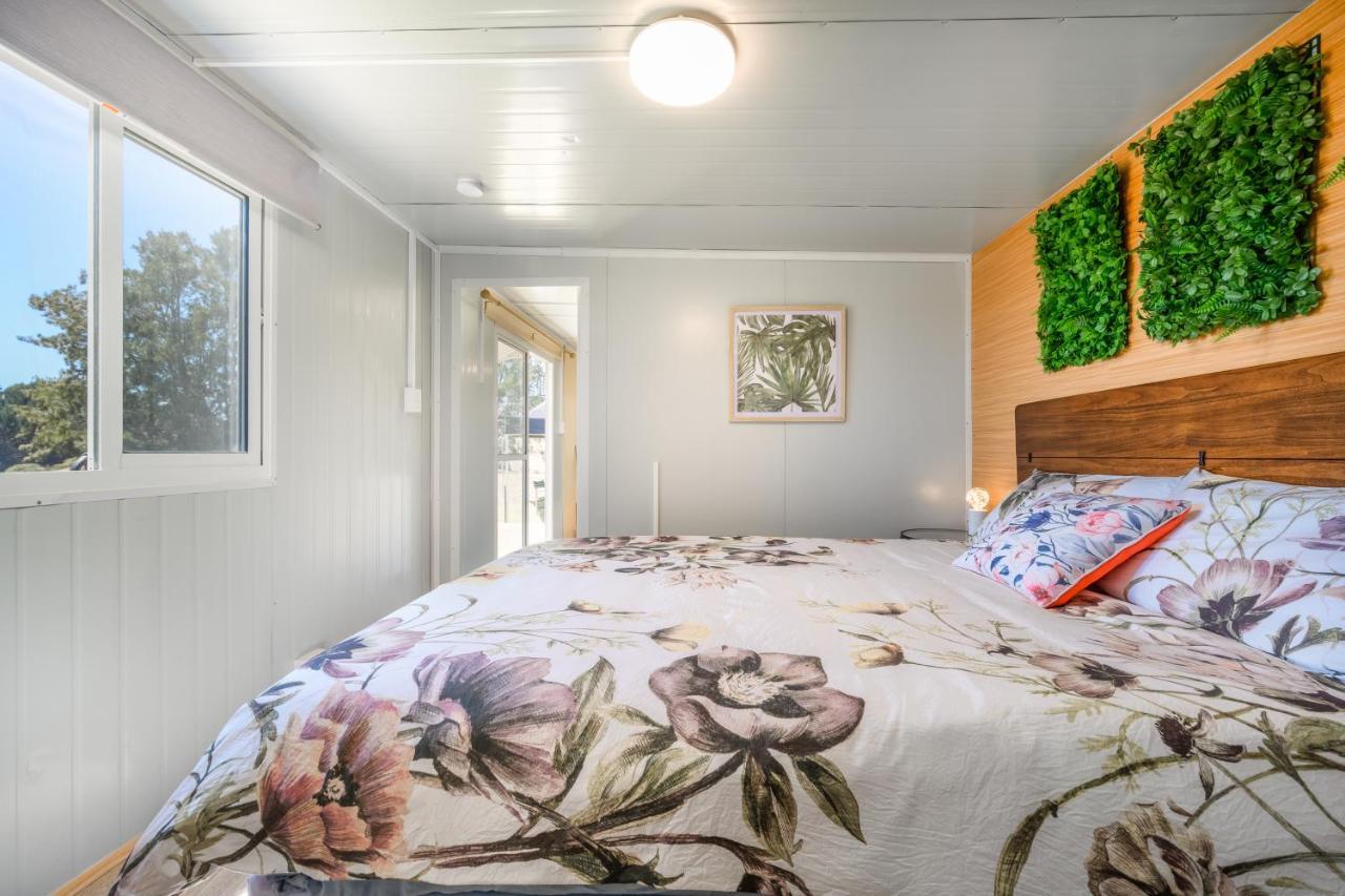 Pukekohe Cosy Cabin To Stay Even Better Than Glamping מראה חיצוני תמונה